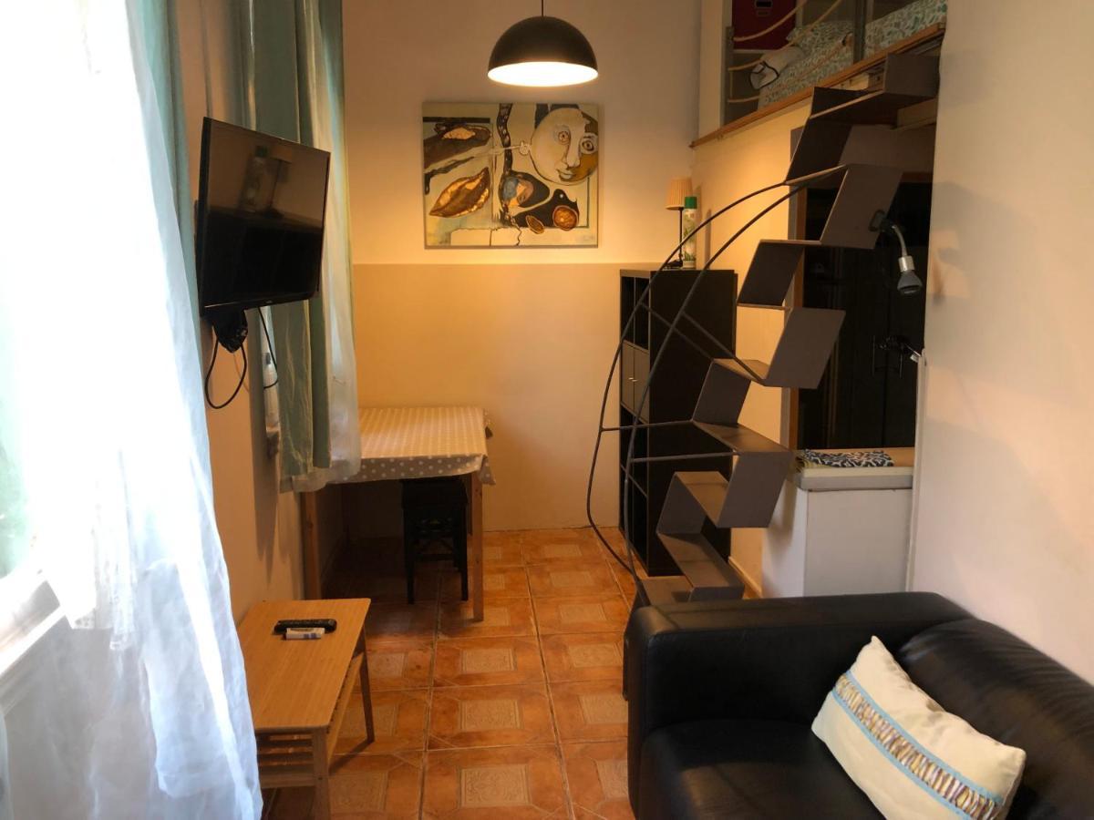 אספלוגס דה לוברגאט Estudio Finestrelles Barcelona מראה חיצוני תמונה